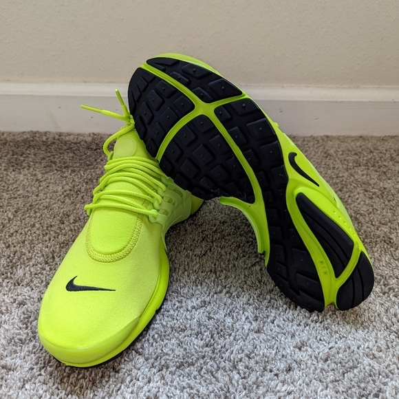 NIKE AIR PRESTO "ATOMIC GREEN" DV2228 300 WOMEN'S New without box - Picture 7 of 8